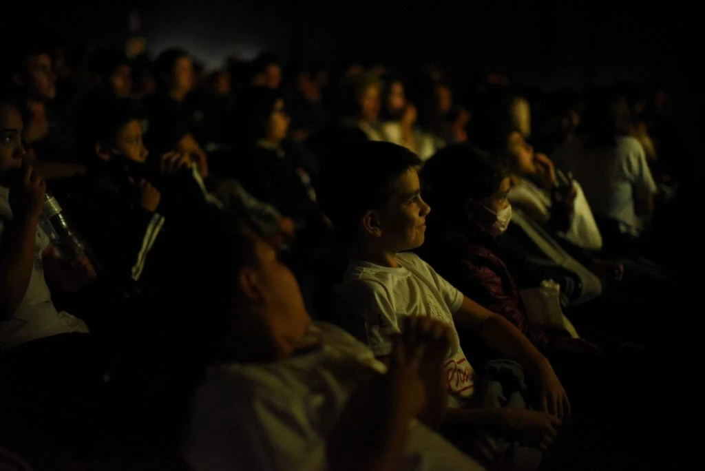 2ª Mostra de Cinema Chica Pelega — sessão lotada em Campos Novos (SC)